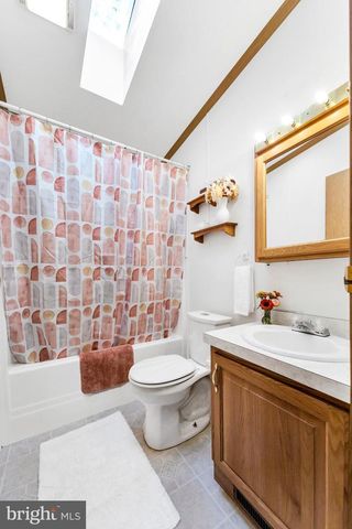 109 HICKORY DR, Hatfield, PA 19440