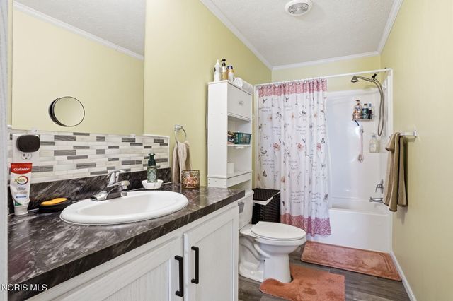 1473 Inglewood Avenue, Findlay, OH 45840