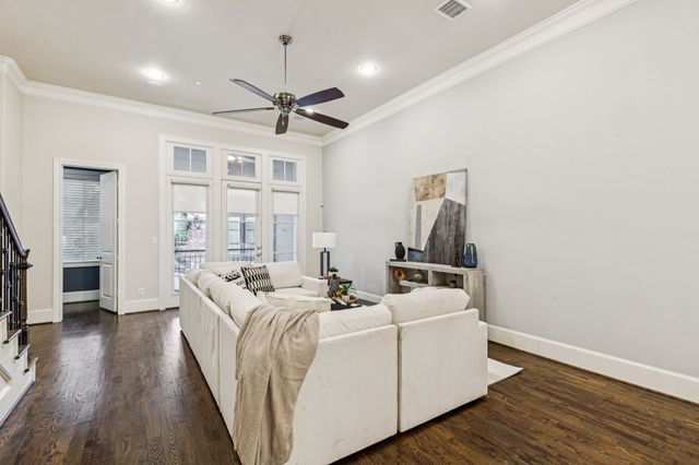 2138 Aylesport Drive, Dallas, TX 75201