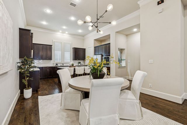 2138 Aylesport Drive, Dallas, TX 75201