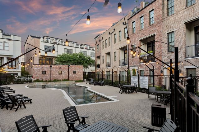 2138 Aylesport Drive, Dallas, TX 75201