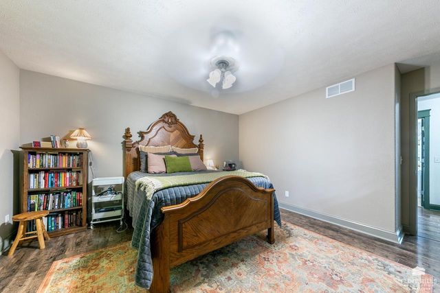 321 Highland Ridge Drive, Manhattan, KS 66503