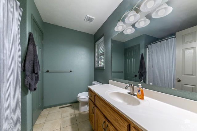 321 Highland Ridge Drive, Manhattan, KS 66503