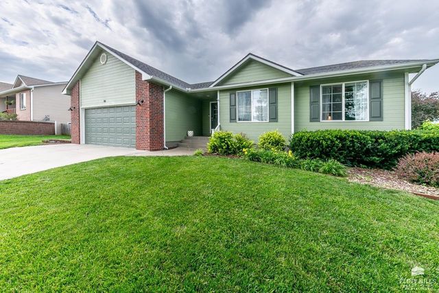 321 Highland Ridge Drive, Manhattan, KS 66503