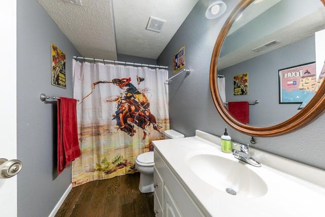 321 Highland Ridge Drive, Manhattan, KS 66503