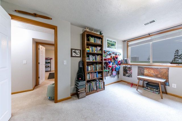 321 Highland Ridge Drive, Manhattan, KS 66503