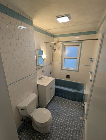 378 Fellsway W B, Medford, MA 02155