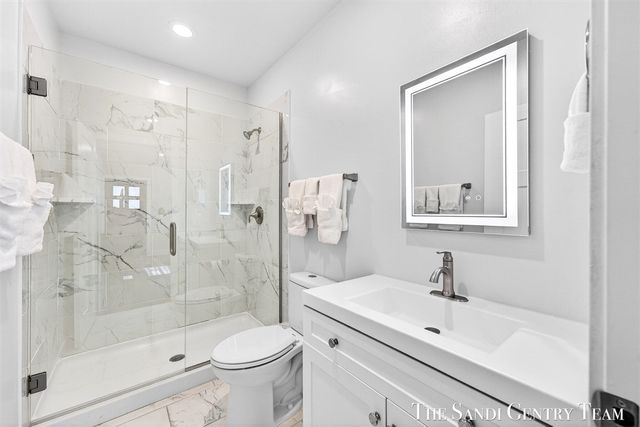 209 Clinton Avenue, Grand Haven, MI 49417