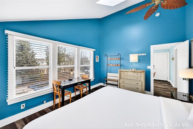 209 Clinton Avenue, Grand Haven, MI 49417