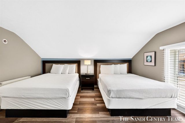 209 Clinton Avenue, Grand Haven, MI 49417