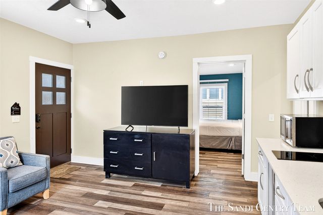 209 Clinton Avenue, Grand Haven, MI 49417