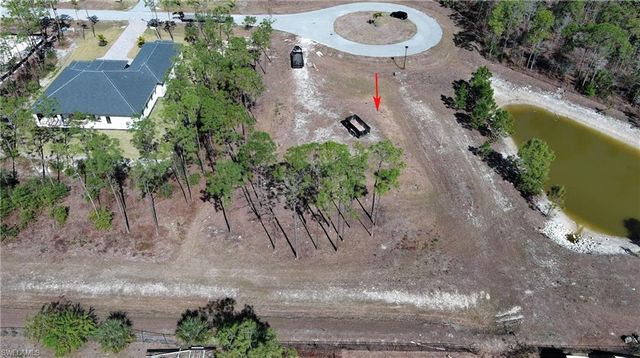 25460 Divot DR, Bonita Springs, FL 34135