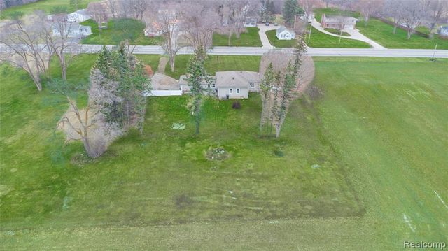 2375 W Mount Morris Road, Mount Morris, MI 48458