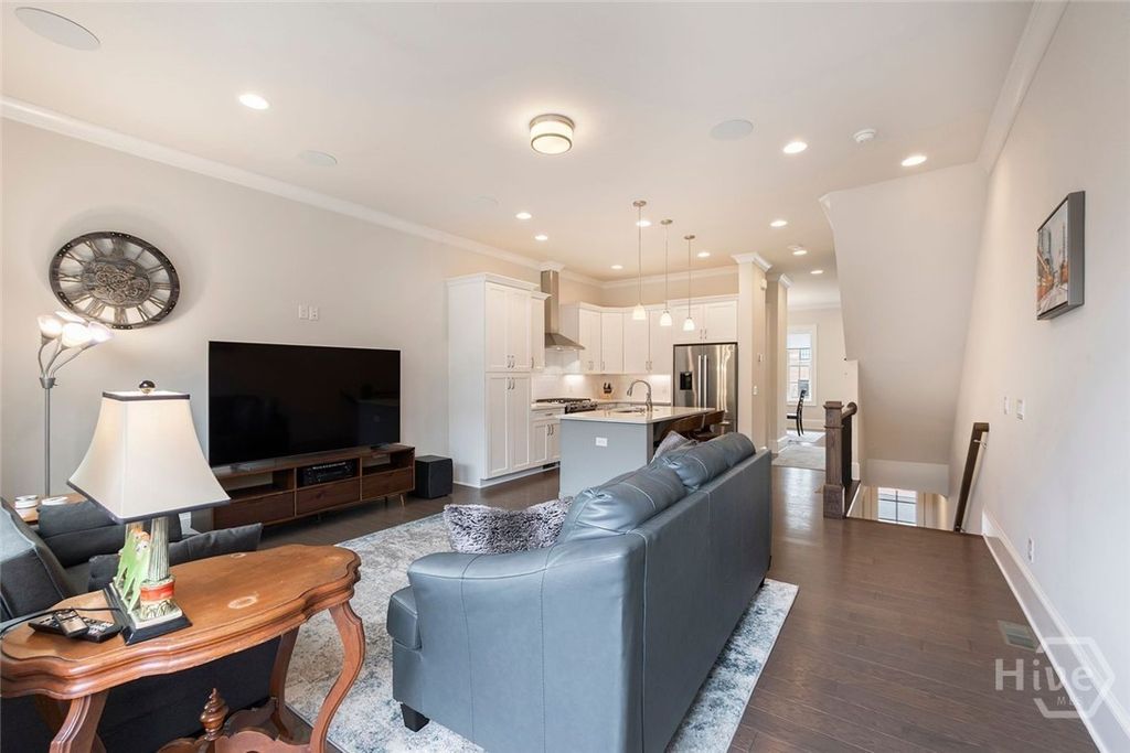 Image 8 of property listing at 453 Port Street, Savannah, GA 31401