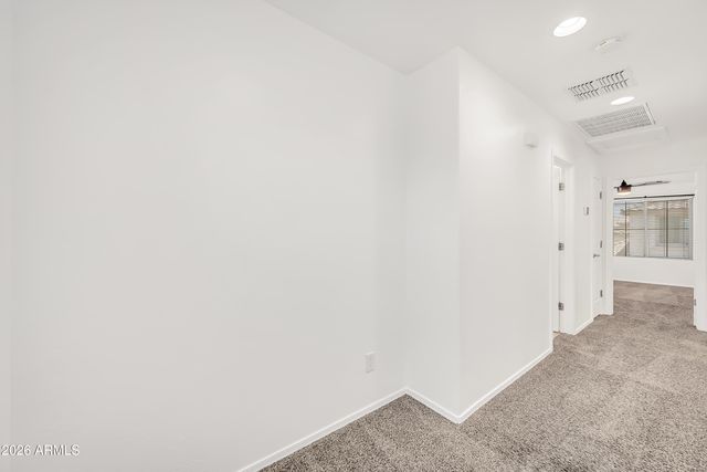 8414 W VERNON Avenue, Phoenix, AZ 85037