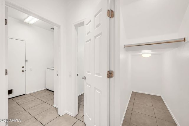 8414 W VERNON Avenue, Phoenix, AZ 85037