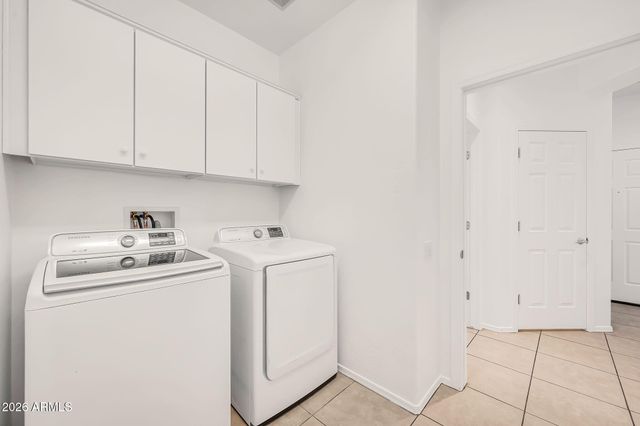 8414 W VERNON Avenue, Phoenix, AZ 85037