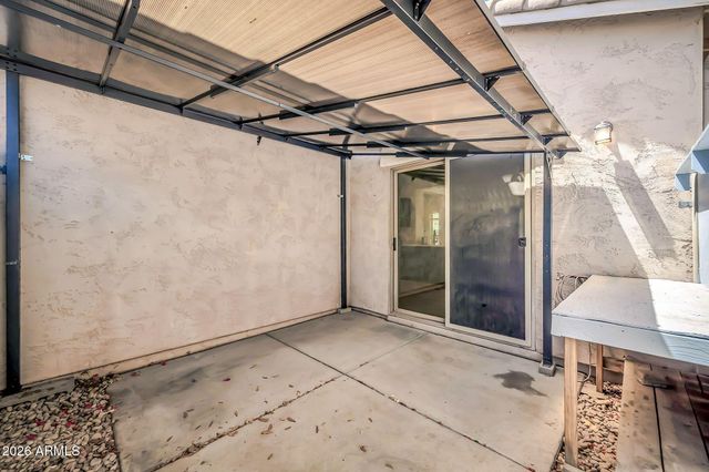 8414 W VERNON Avenue, Phoenix, AZ 85037