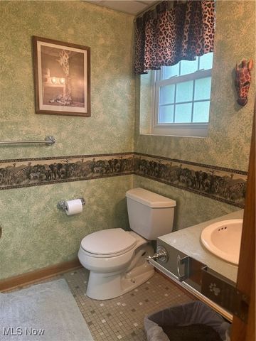 102 Morningside Drive, Marietta, OH 45750