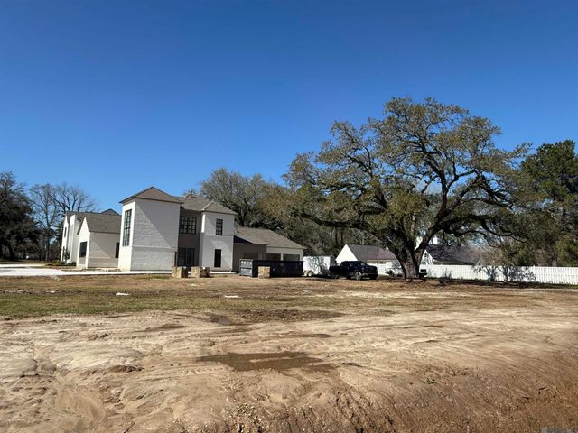 7865 Highland Rd, Baton Rouge, LA 70808