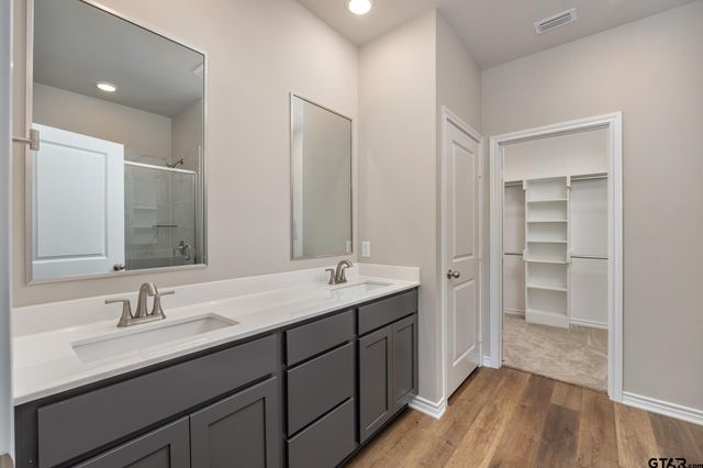 302 Driftwood Way, Whitehouse, TX 75791