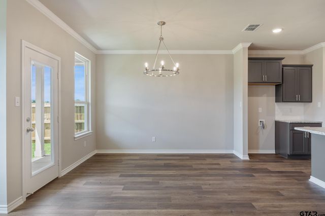 302 Driftwood Way, Whitehouse, TX 75791