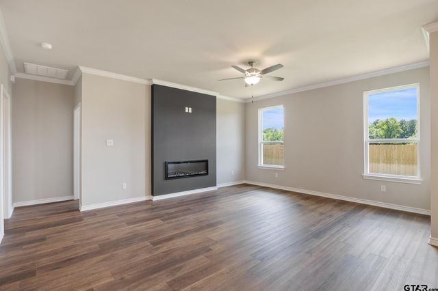 302 Driftwood Way, Whitehouse, TX 75791