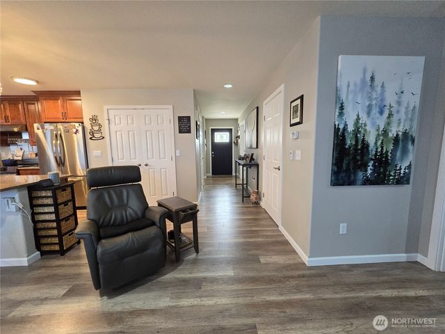 40 Topaz Way, Sequim, WA 98382