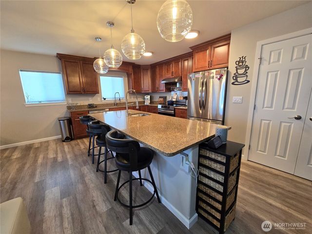 40 Topaz Way, Sequim, WA 98382