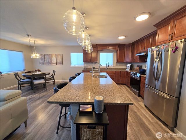 40 Topaz Way, Sequim, WA 98382