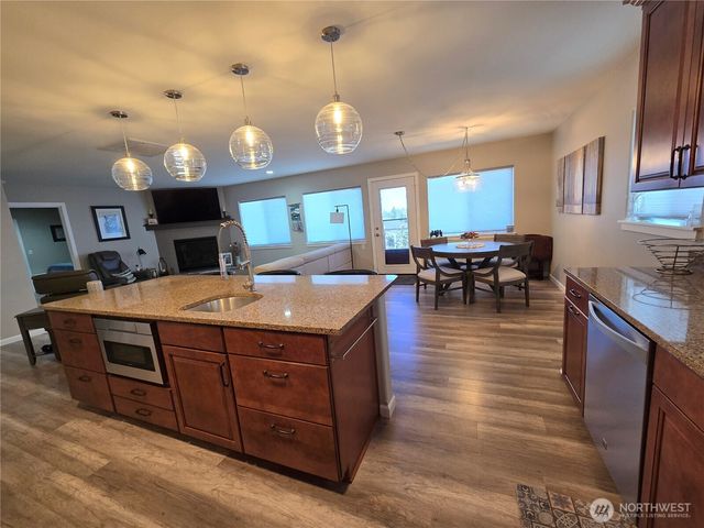 40 Topaz Way, Sequim, WA 98382