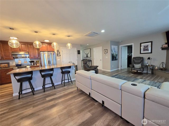 40 Topaz Way, Sequim, WA 98382