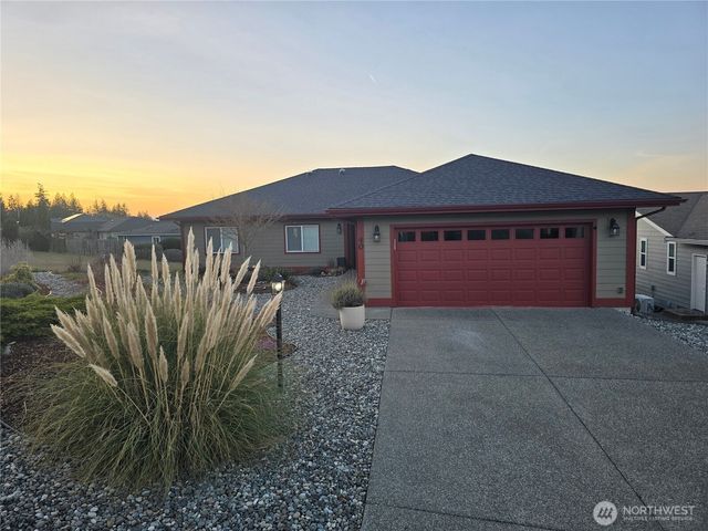 40 Topaz Way, Sequim, WA 98382
