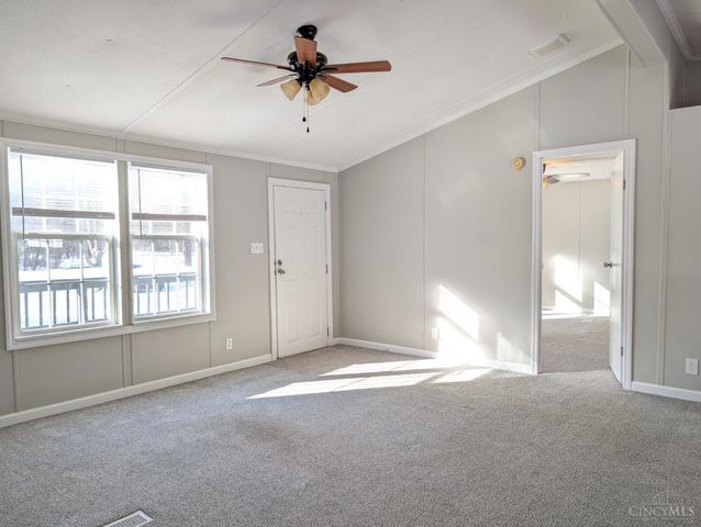 3008 Leeds Road, Amelia, OH 45102