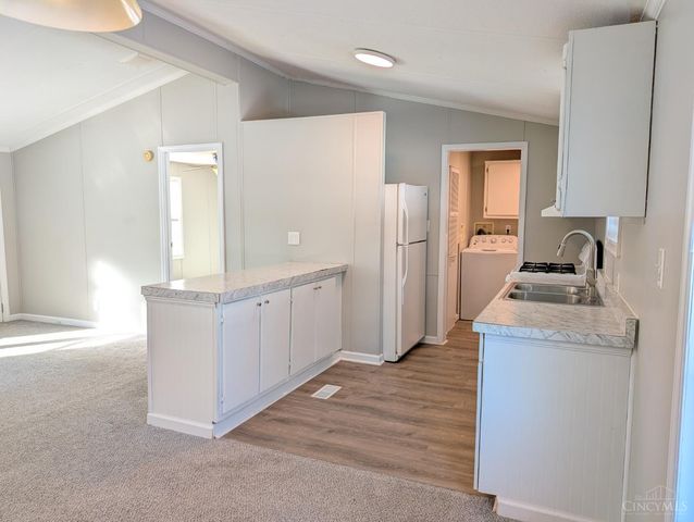 3008 Leeds Road, Amelia, OH 45102