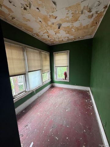 2052 Clairmount Street, Detroit, MI 48206