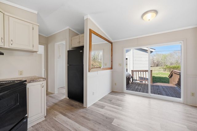 818 W 81st St S, Haysville, KS 67060