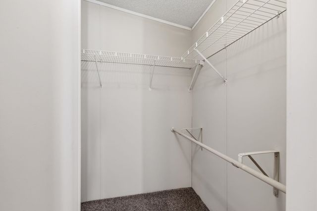 818 W 81st St S, Haysville, KS 67060