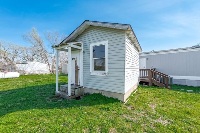 818 W 81st St S, Haysville, KS 67060