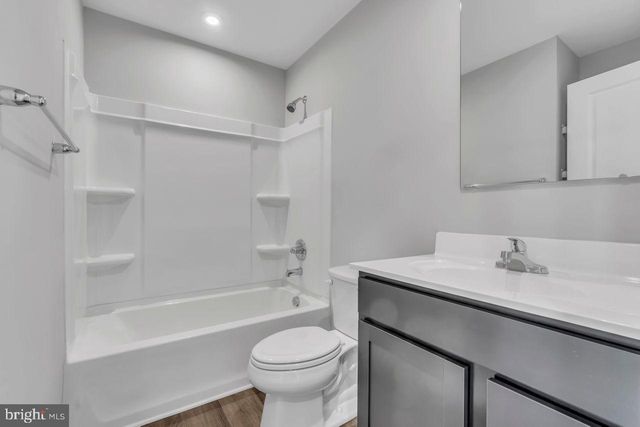 1-L WENDOWSKI ST, Beverly, NJ 08010