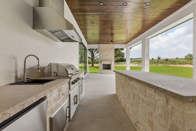 1020 Genoa Drive, Weatherford, TX 76087