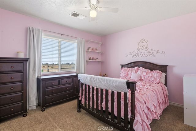 11385 Trinity Road, Oak Hills, CA 92344
