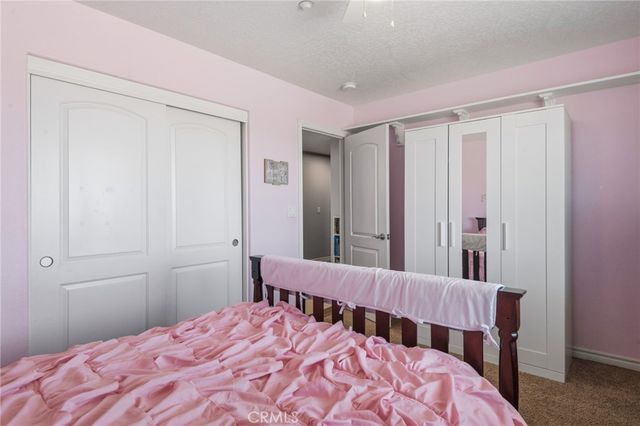 11385 Trinity Road, Oak Hills, CA 92344