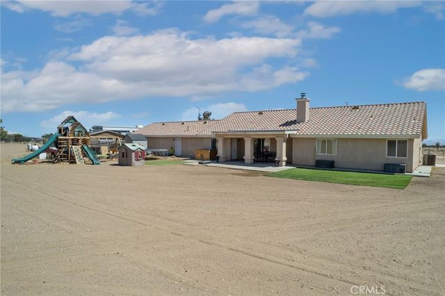 11385 Trinity Road, Oak Hills, CA 92344