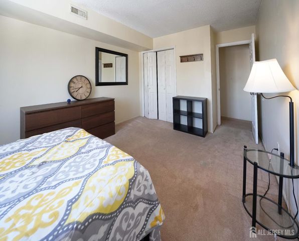 1111 EDISON GLEN Terrace, Edison, NJ 08837