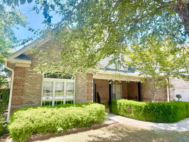 2311 Amberly Lane, Decatur, AL 35603