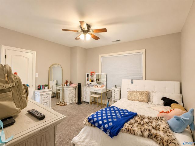 2311 Amberly Lane, Decatur, AL 35603