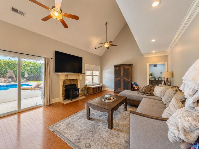 2311 Amberly Lane, Decatur, AL 35603