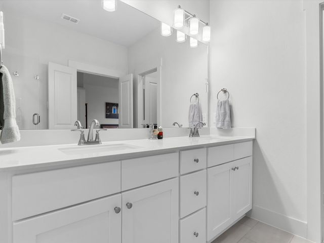 1423 Silver Marten Trail, Arlington, TX 76005