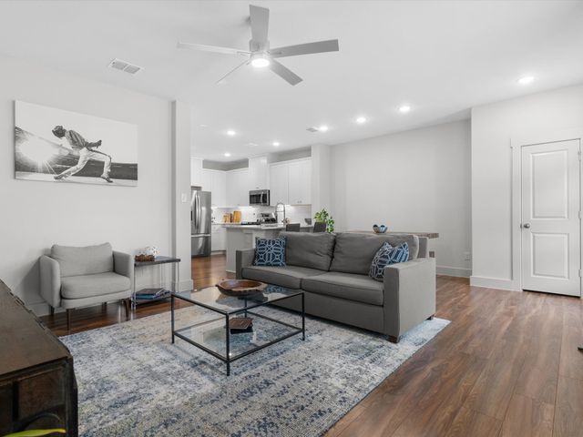 1423 Silver Marten Trail, Arlington, TX 76005